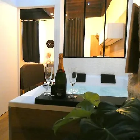 Appartement Le Duché - Romantique Avec Balnéo Privative - Centre