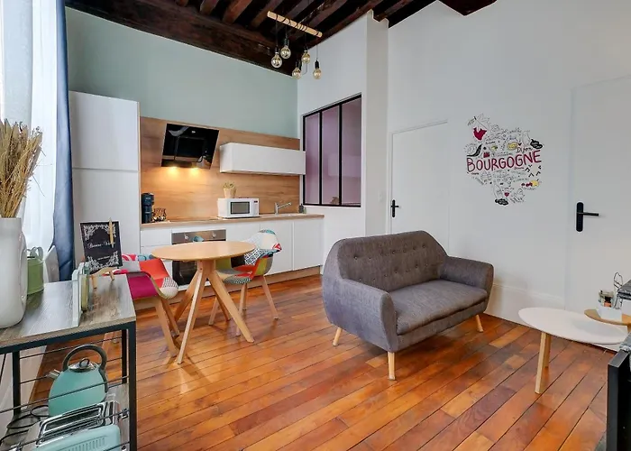 Le Duche - Sejour Romantique Avec Balneo Privative - Centre Daire *